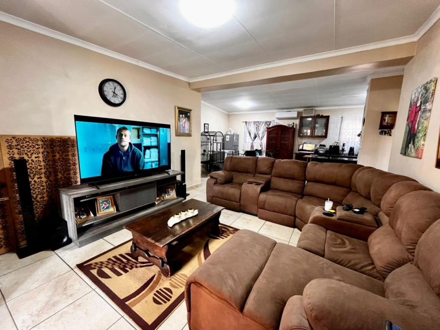 3 Bedroom Property for Sale in Waterval East North West